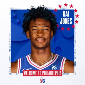 Tôi quay lại à? 76ers chính thức công bố việc ký hợp đồng với Kai Jones, người sẽ mặc áo số 88 và sẽ thi đấu với đội bóng cũ của anh ấy, Hornets vào ngày mai