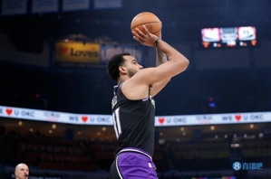 Phóng viên của Kings: Trey Lyles bị bong gân dây chằng bên trong ở đầu gối trái và sẽ được đánh giá lại sau hai tuần