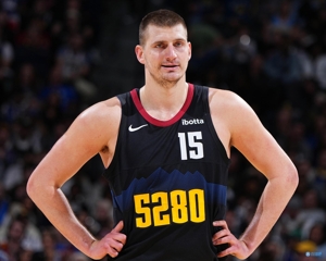 Jokic: Nếu ai có thể thực hiện được cú đánh khó như vậy thì đó là Irving.