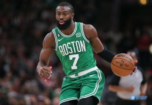 Liên đoàn điều chỉnh hình phạt! Jaylen Brown: Tôi thích sự điều chỉnh này nhưng quyết định của trọng tài phải nhất quán