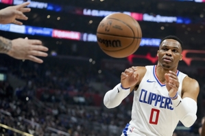 Westbrook: Chiến thắng là mục tiêu duy nhất của trận đấu. Tôi không quan tâm đến việc hy sinh vì chức vô địch.