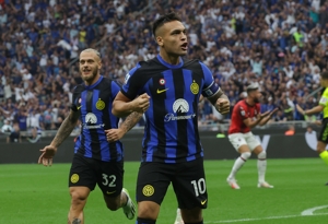 Hỏa lực quá mạnh, Inter Milan là đội đầu tiên trong lịch sử Serie A ghi bàn cả 31 vòng đầu một mùa giải.