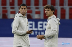 PV: Barcelona sẽ nỗ lực chiêu mộ Cancelo, Felix ở lại hay không phụ thuộc vào HLV & chỉ được cho mượn